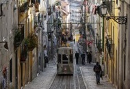 Immigrate to Portugal from India